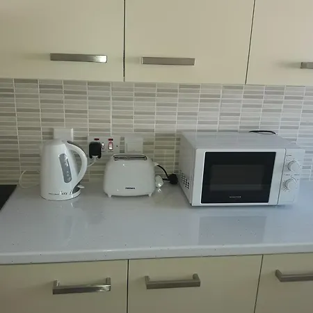 Apartament 44 Tsimintia Court